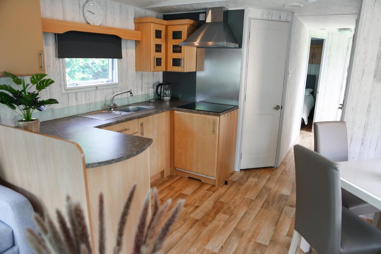 Chalet Op 5* Camping De Paardekreek Kortgene Exterior photo