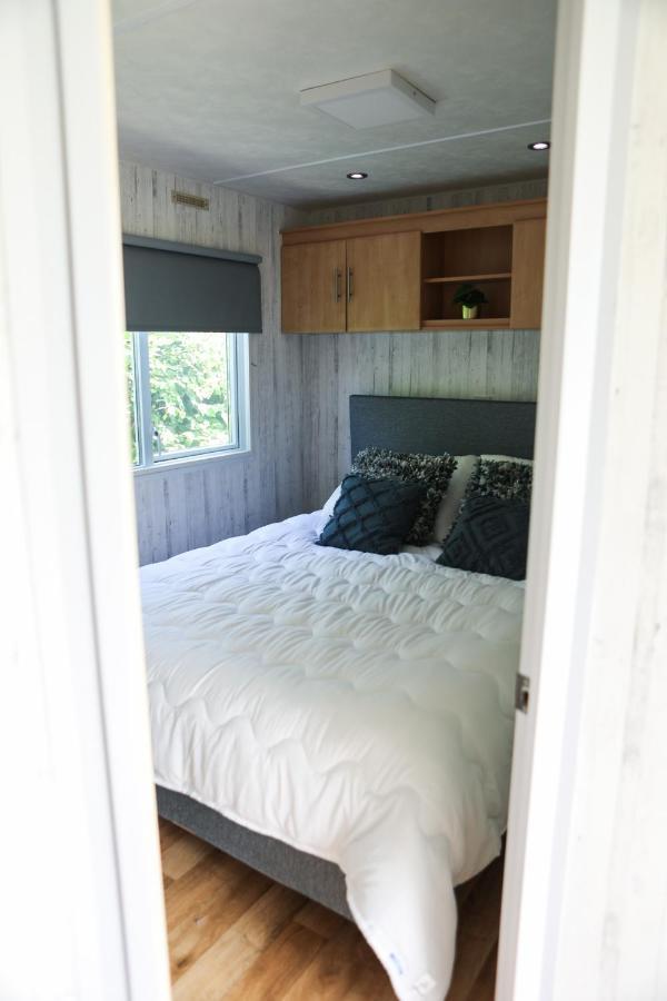 Chalet Op 5* Camping De Paardekreek Kortgene Exterior photo